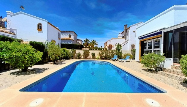 Wiederverkauf - Detached Villa - Orihuela Costa - Los Dolses