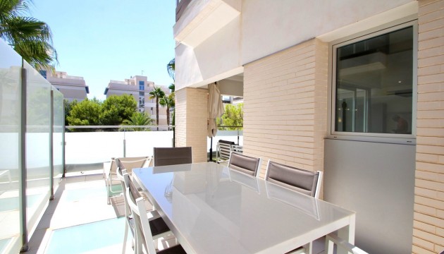 Перепродажа - Квартира - Orihuela Costa - Villamartín