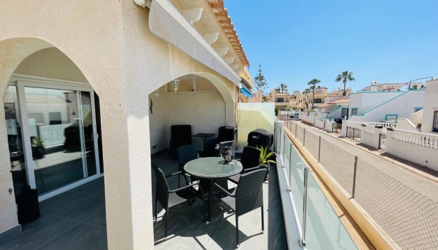 Herverkoop - Detached Villa - Orihuela Costa - Playa Flamenca