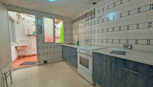 Resale - Apartment - Torrevieja - El Acequión - Los Náufragos