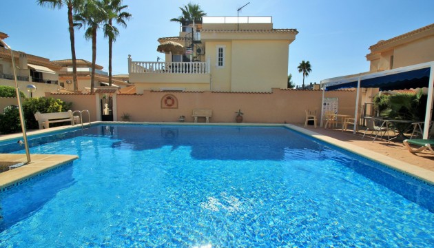 Resale - Townhouse - Orihuela Costa - Playa Flamenca