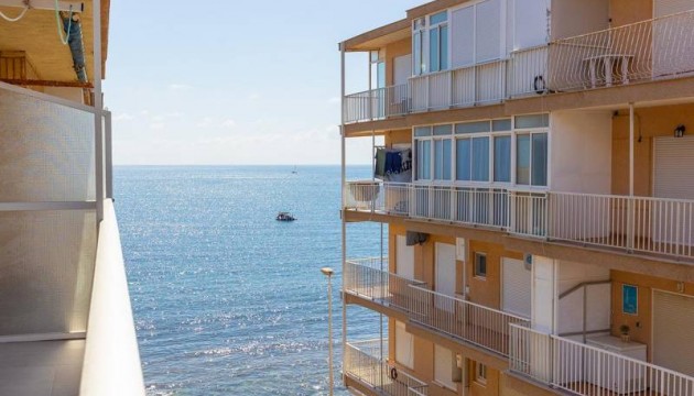 Resale - Apartment - Torrevieja - El Acequión - Los Náufragos