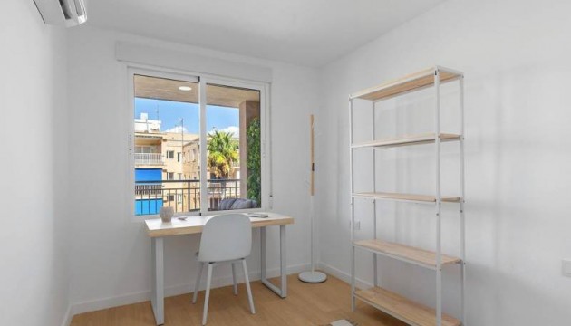 Reventa - Apartamento - Torrevieja - El Acequión - Los Náufragos