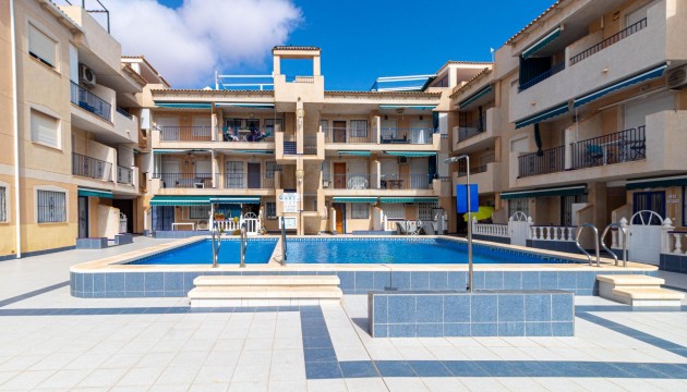 Resale - Apartment - Torrevieja - El Acequión - Los Náufragos