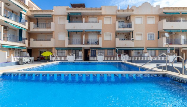 Resale - Apartment - Torrevieja - El Acequión - Los Náufragos