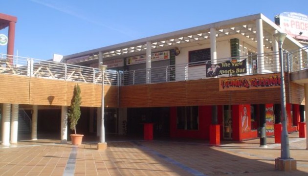 Reventa - Comercial - Orihuela Costa