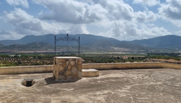 Reventa - Finca - Hondón de las Nieves