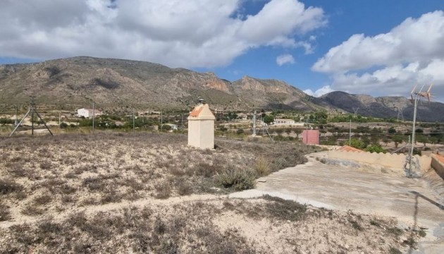 Reventa - Finca - Hondón de las Nieves