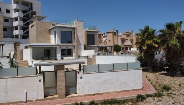 Herverkoop - Detached Villa - Orihuela Costa