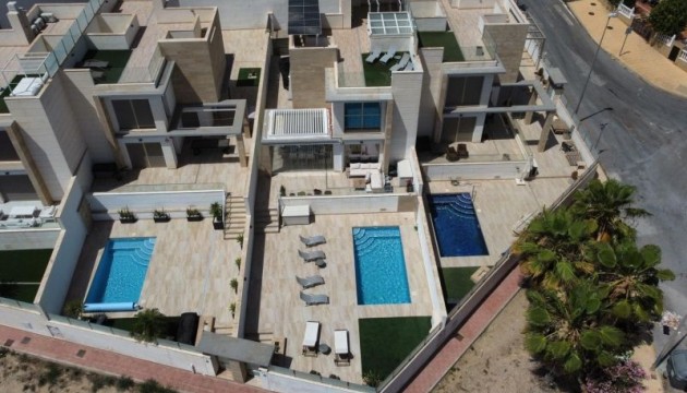 Herverkoop - Detached Villa - Orihuela Costa