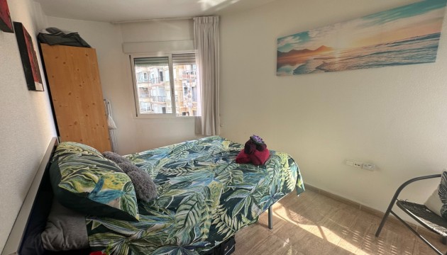 Resale - Apartment - Torrevieja - El Acequión - Los Náufragos