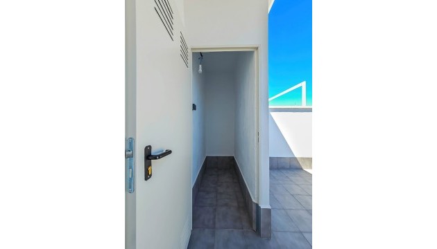 Begagnad - Bungalow - Torrevieja - La Siesta - El Salado -  Torreta