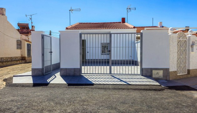 Перепродажа - Бунгало - Torrevieja - La Siesta - El Salado -  Torreta