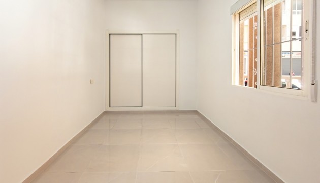 Wiederverkauf - Apartment - Torrevieja - El Acequión - Los Náufragos