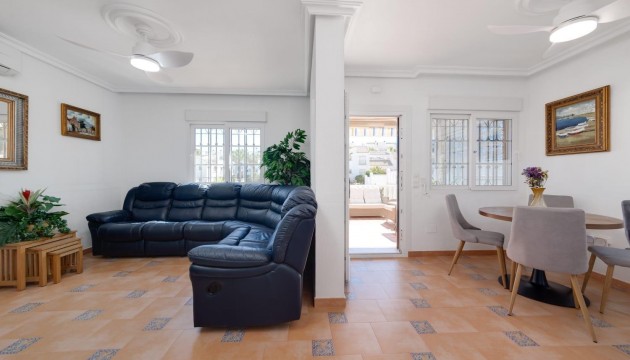 Herverkoop - Detached Villa - Orihuela Costa - Los Dolses