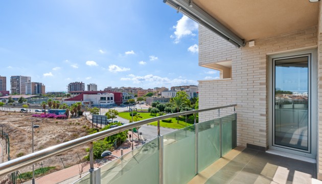 Resale - Apartment - El Campello - El Amerador