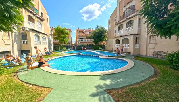 Reventa - Apartamento - Torrevieja - Playa del Cura