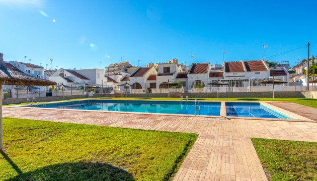 Herverkoop - Apartment - Torrevieja - Playa de los Locos