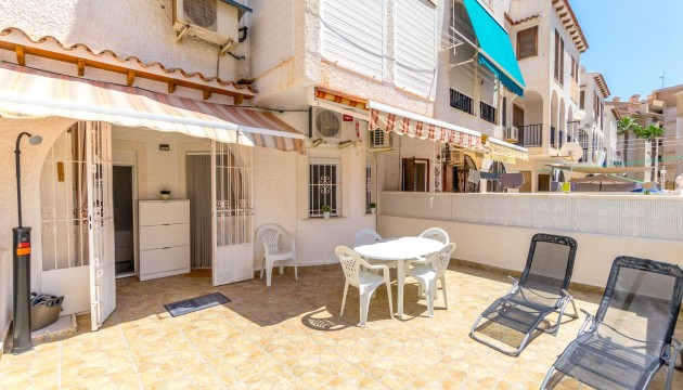 Resale - Apartment - Torrevieja - Playa de los Locos