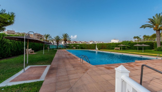 Resale - Apartment - Torrevieja - Playa de los Locos