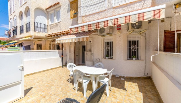 Resale - Apartment - Torrevieja - Playa de los Locos