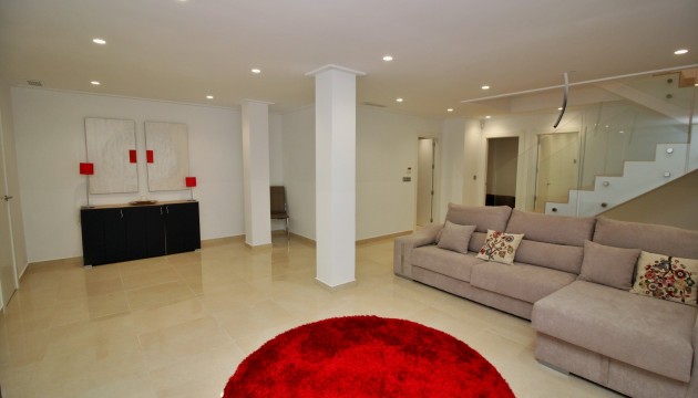 Resale - Detached Villa - Orihuela Costa - Villamartín