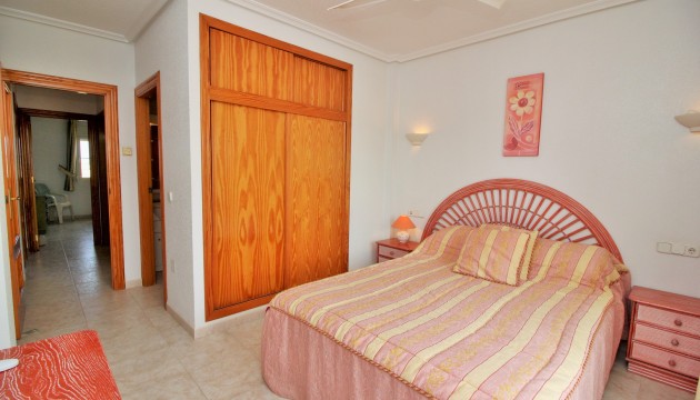 Resale - Apartment - Orihuela Costa - Playa Flamenca