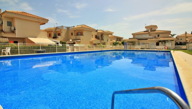 Перепродажа - Квартира - Orihuela Costa - Playa Flamenca