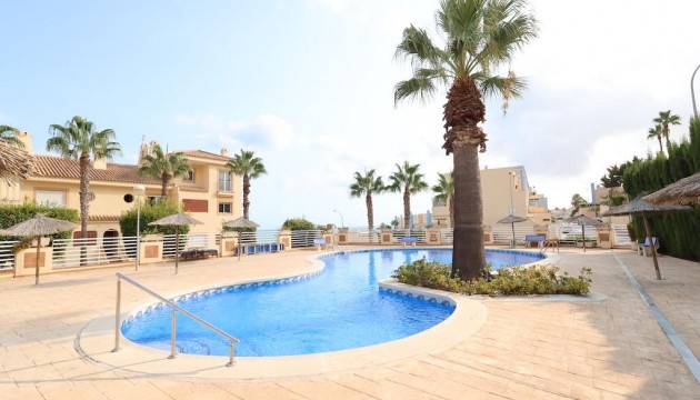 Resale - Apartment - Orihuela Costa - Campoamor