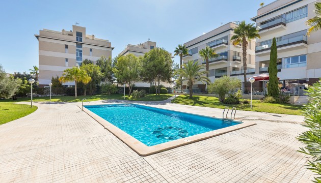 Wiederverkauf - Apartment - Orihuela Costa - Villamartín