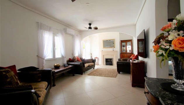 Begagnad - Fristående Villa - Orihuela Costa - Villamartín