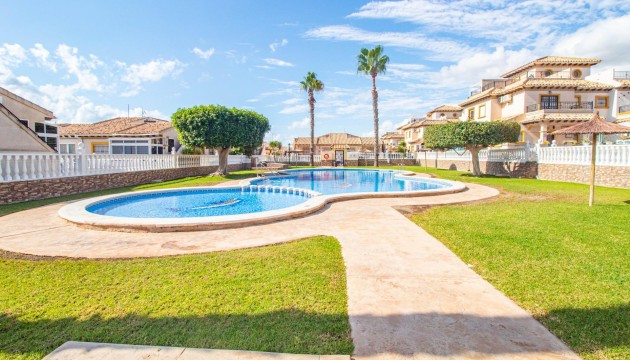 Перепродажа - Таунхаус - Orihuela Costa - La Zenia