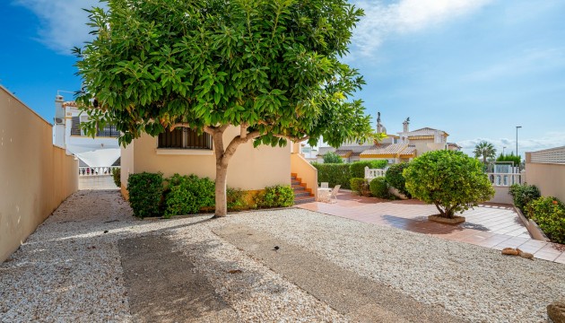 Wiederverkauf - Detached Villa - Orihuela Costa - Los Dolses*