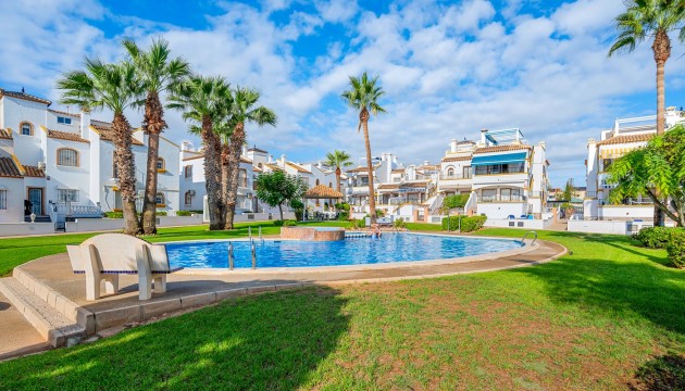 Herverkoop - Detached Villa - Orihuela Costa - Los Dolses