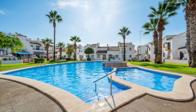 Herverkoop - Detached Villa - Orihuela Costa - Los Dolses*