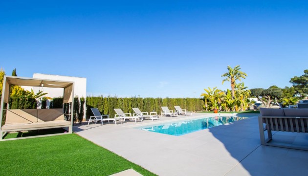 Begagnad - Fristående Villa - Orihuela - Las colinas