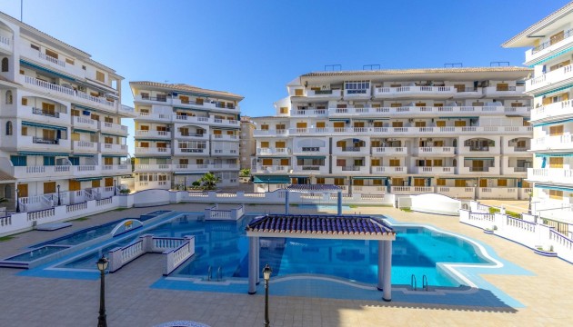 Перепродажа - Квартира - Torrevieja - La Mata