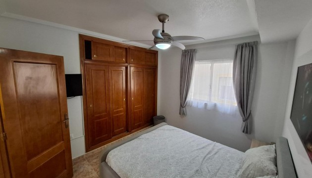 Перепродажа - Квартира - Torrevieja - Los Altos