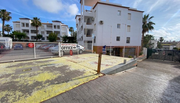 Перепродажа - Коммерческий - Orihuela Costa - Villamartín