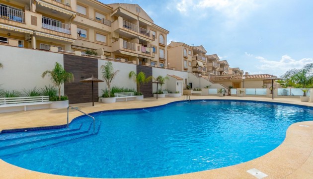 Wiederverkauf - Apartment - Orihuela Costa - Campoamor