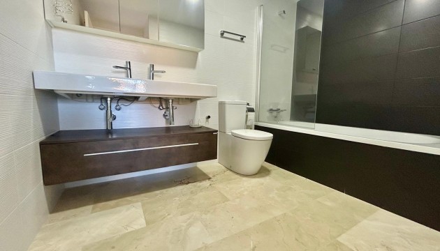 Resale - Apartment - Torrevieja - Punta Prima