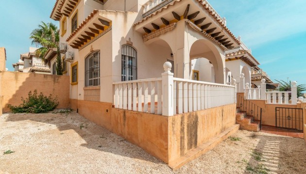 Wiederverkauf - Detached Villa - Orihuela Costa - Los Dolses