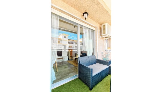 Перепродажа - Квартира - Torrevieja - La Mata