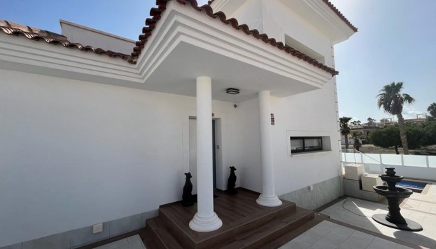 Herverkoop - Detached Villa - Ciudad Quesada