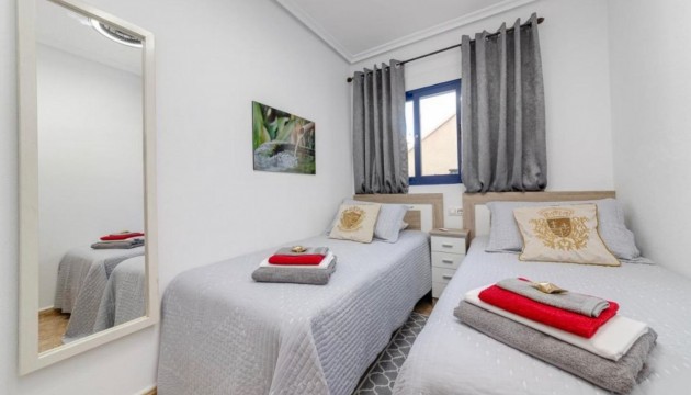 Перепродажа - Квартира - Orihuela Costa - Cabo Roig