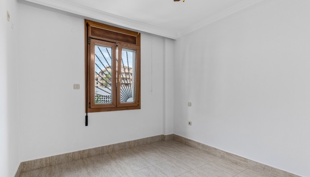 Reventa - Apartamento - Guardamar del Segura