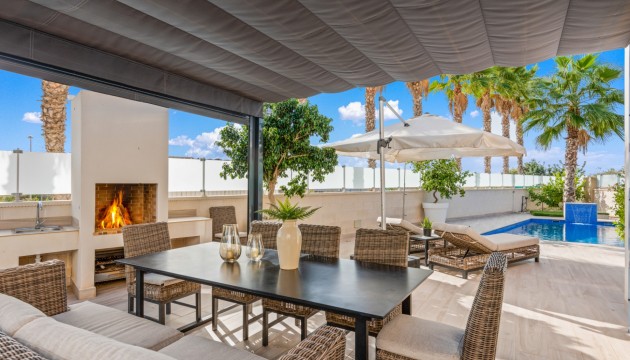 Begagnad - Fristående Villa - Alicante - Lomas de Cabo Roig