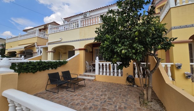 Перепродажа - Таунхаус - Orihuela Costa - Villamartín