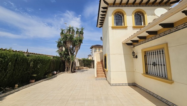 Herverkoop - Detached Villa - Orihuela Costa - Playa Flamenca