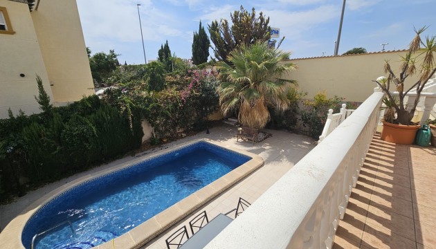 Перепродажа - отдельная вилла - Orihuela Costa - Playa Flamenca